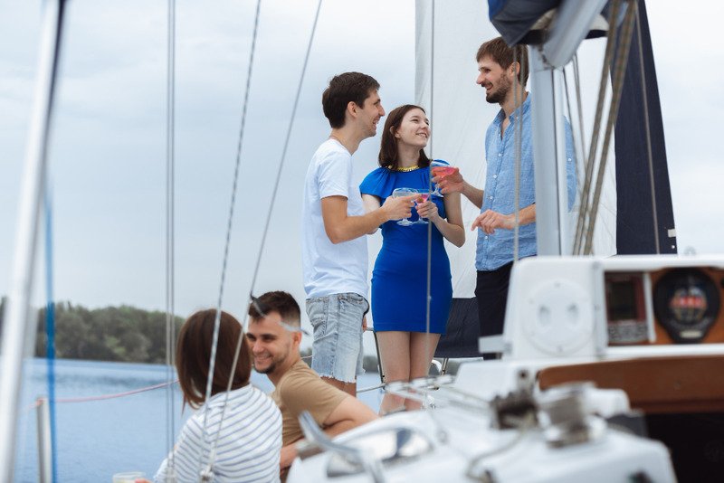 reasons to charter a yacht puerto vallarta
